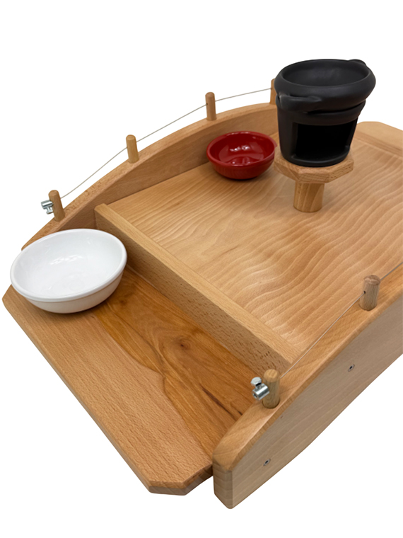Ponte degustazione in legno di faggio massello 60×33×h14 cm con coppette e scalda ’nduja - immagine 3