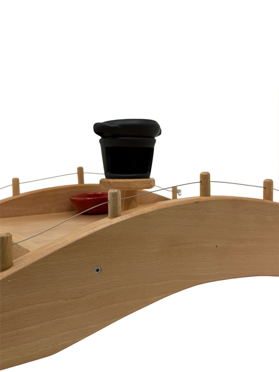 Ponte degustazione in legno di faggio massello 60×33×h14 cm con coppette e scalda ’nduja - immagine 4