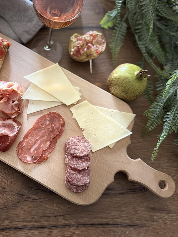 Tagliere in legno di faggio massello con manico – ideale anche per pizza/pinsa dim. 51x23 cm - immagine 6