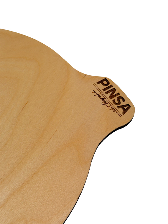 Tagliere tondo professionale in legno di betulla con manico – per pizza e servizio aperitivi - immagine 3